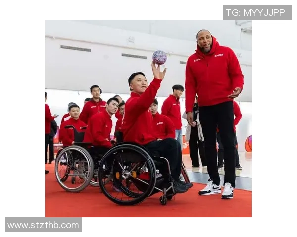 北京篮球队在冠军赛中的团队协作表现分析与精彩瞬间回顾